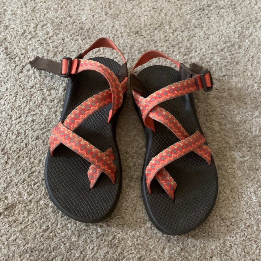 Chacos one strap size 8